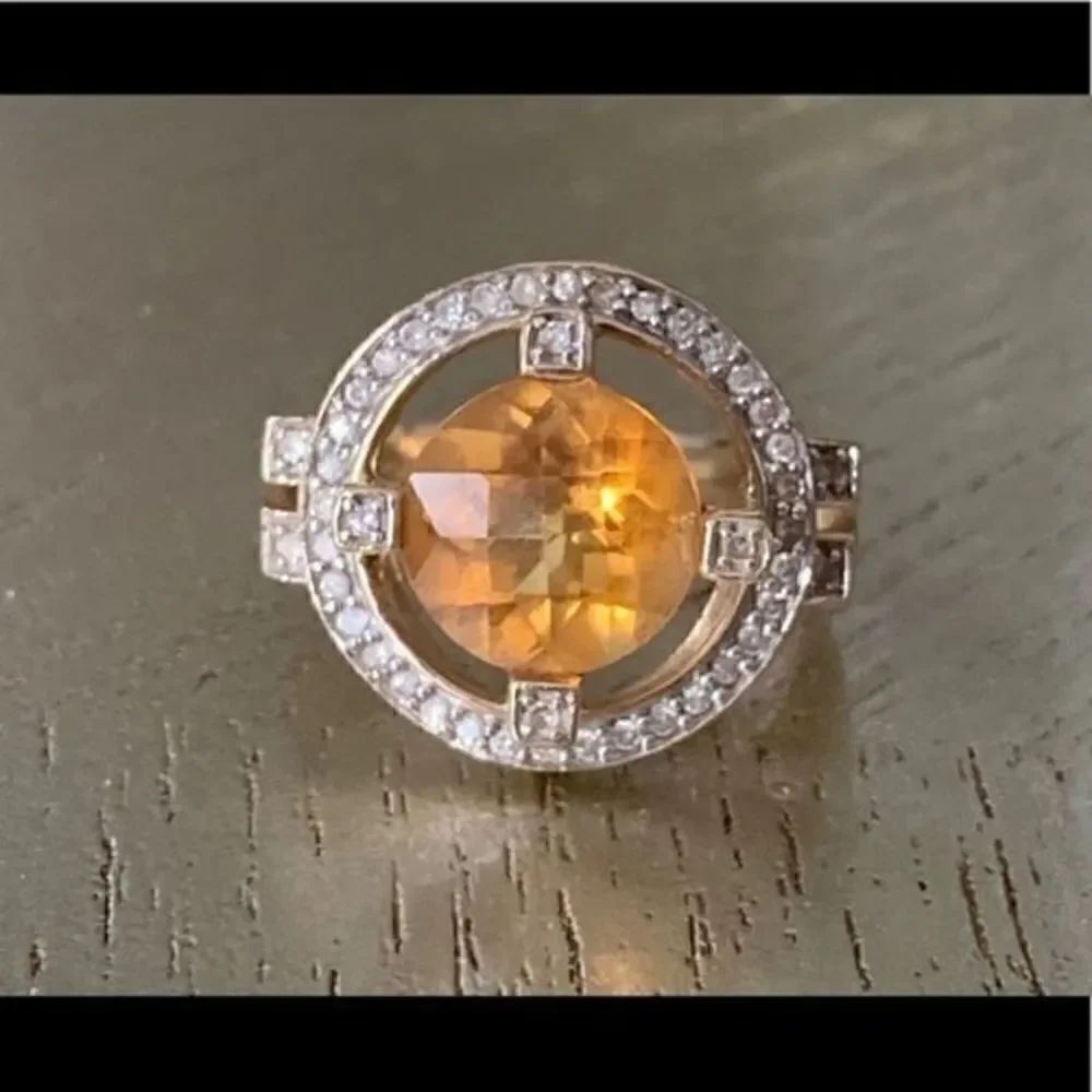 Citrine and diamond 14 karat gold ring sz 7